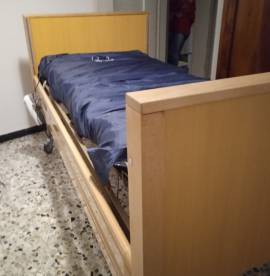 Letto elettrico ortopedico con materasso