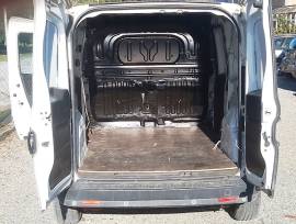 Fiat doblo 1.6 mtj 105cv passo corto. Veicolo dotato di 3 posti. 