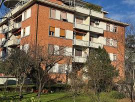 Appartamento quadrilocale in centro con garage a Fidenza