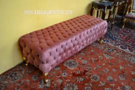 Divano-pouf stile Barocco in velluto rosa