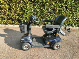 INVACARE Scooter elettrico per anziani o disabili