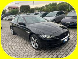 Jaguar XE 2.0 D Turbo 180 CV Automatica R-Sport