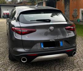 STELVIO Q.4x4 FULL OPTIONAL UNICO PROPRIETARIO 