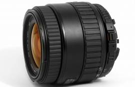 Obiettivo Sigma UC ZOOM 28-70mm. 1:3.5-4.5 multi coated come nuovo