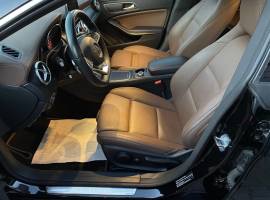  2019 Mercedes-Benz CLA 180 AMG Line 7G-DCT LED Navi Pelle Sport