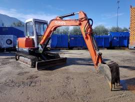 Miniescavatore usato KUBOTA KX121-2