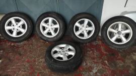 Cerchi in lega da 17 Kia Sorento 2007 (245/65R17)