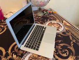 Apple MacBook Air 13"