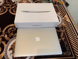 Apple MacBook Air 13"