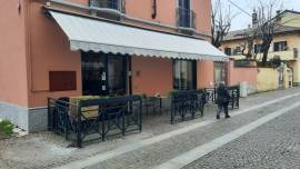 BAR TAVOLA FREDDA IN VIA DANTE A CESANO BOSCONE