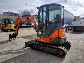 Miniescavatore usato HITACHI ZX33U-3