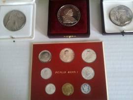 Lotto monete e medaglie Vaticano