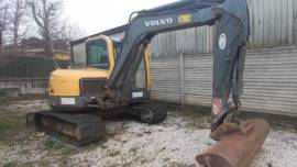 ESCAVATORE CINGOLATO VOLVO