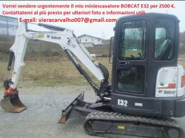 Miniescavatore Bobcat E 32, in vendita urgentemente a 2500 €