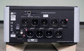 PS AUDIO P-10 POWER PLANT