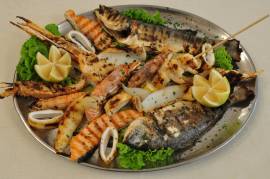 BAR RISTORANTE 140 MQ  A CESANO BOSCONE   CENTRO STORICO