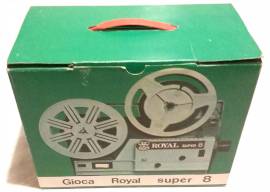 Proiettore Gioca Royal Super8 nuovo con scatola, libretto, fermagli in polistirolo e due bobine orig