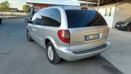 CHRYSLER VOYAGER