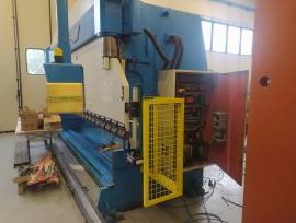 PRESSA PIEGATRICE GASPARINI PSG 6000×120 TON USATA