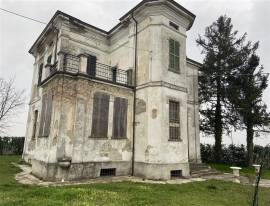 Villa stile Liberty del 1900 indipendente con giardino Alseno  (PC) 