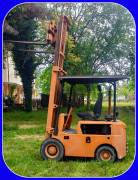 Carrello Elevatore Diesel OM Portata Q.li 20