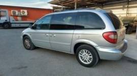 CHRYSLER VOYAGER