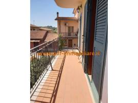 Appartamento di 60 mq a Monterotondo -zona S.Martino- con balcone e box auto