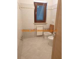 Appartamento di 60 mq a Monterotondo -zona S.Martino- con balcone e box auto