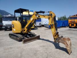 Miniescavatore usato CATERPILLAR 303ECR