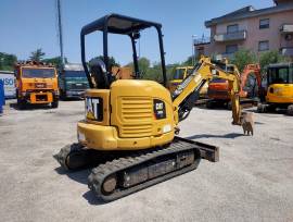 Miniescavatore usato CATERPILLAR 303ECR