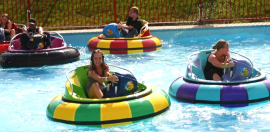 Piscina con barchette per lidi, spiagge, luna park e hotel 