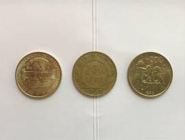 Tre monete da 200 lire da collezionare