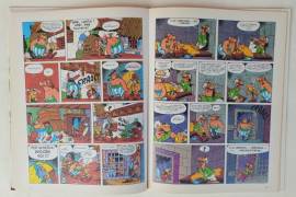 Asterix e il falcetto d'oro di Goscinny e Uderzo Ed.Arnoldo Mondadori, febbraio 1980