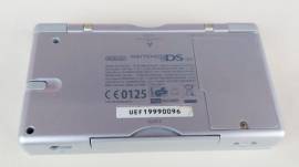 Nintendo DS Lite Colore Silver+cavo originale e Manuale di Istruzioni Nintendo DS Lite [USG-EUR (B)-