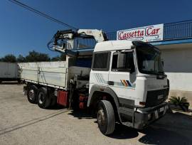 IVECO FIAT 240.36 CON CASSONE FISSO+GRU