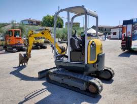 Miniescavatore usato WACKER NEUSON EZ28