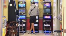 BAR CON SLOTS A CESANO BOSCONE IDEALE PER CINESI