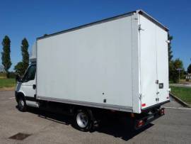 Iveco Daily 35c15 – CASSONATO 4,20 Mt.