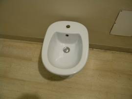 Bidet per disabili (più alto dello standard) 38Lx51,5Px50H marca Ponte Giulio, vendo usato poco a 28