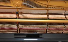 PIANOFORTE VERTICALE YAMAHA 