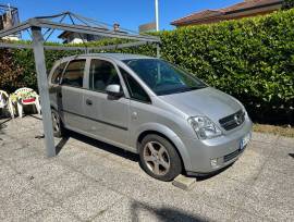 Autovettura Opel Meriva targata CW459WG