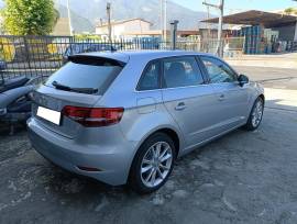 AUDI A3 1.6 TDI S-TRONIC SPORT