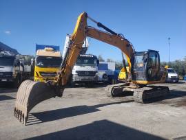 Escavatore usato JCB JS130LC