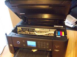 Stampante EPSON XP5105 per pezzi di ricambio +14 CARTUCCE