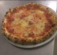 Pizzaiolo italiano esperto 