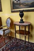 Tavolino etagere ovale stile Napoleone III con piano in marmo 