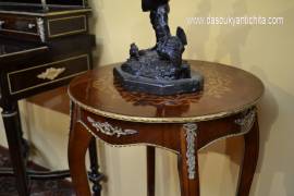 Tavolino con doppio ripiano stile Napoleone III