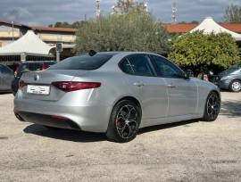 Alfa Romeo Giulia 2.2 Turbodiesel 150 CV AT8 Super –