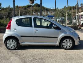 Peugeot 107 1.0 Benzina Automatica