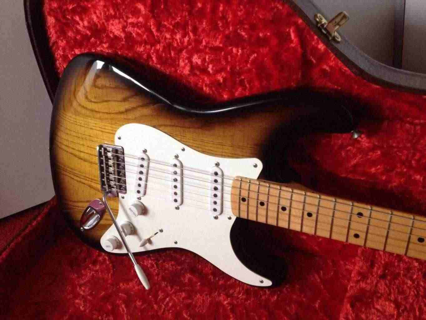 Fender Stratocaster 50 Anniversario, Art Esparza